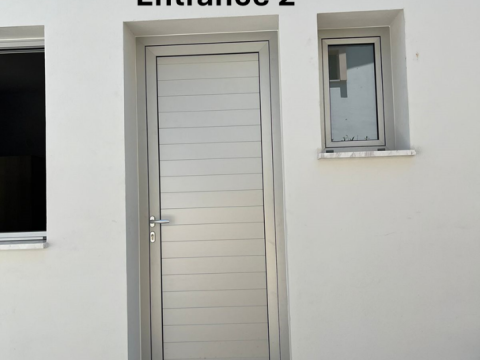 Apartment_03_Entrance2